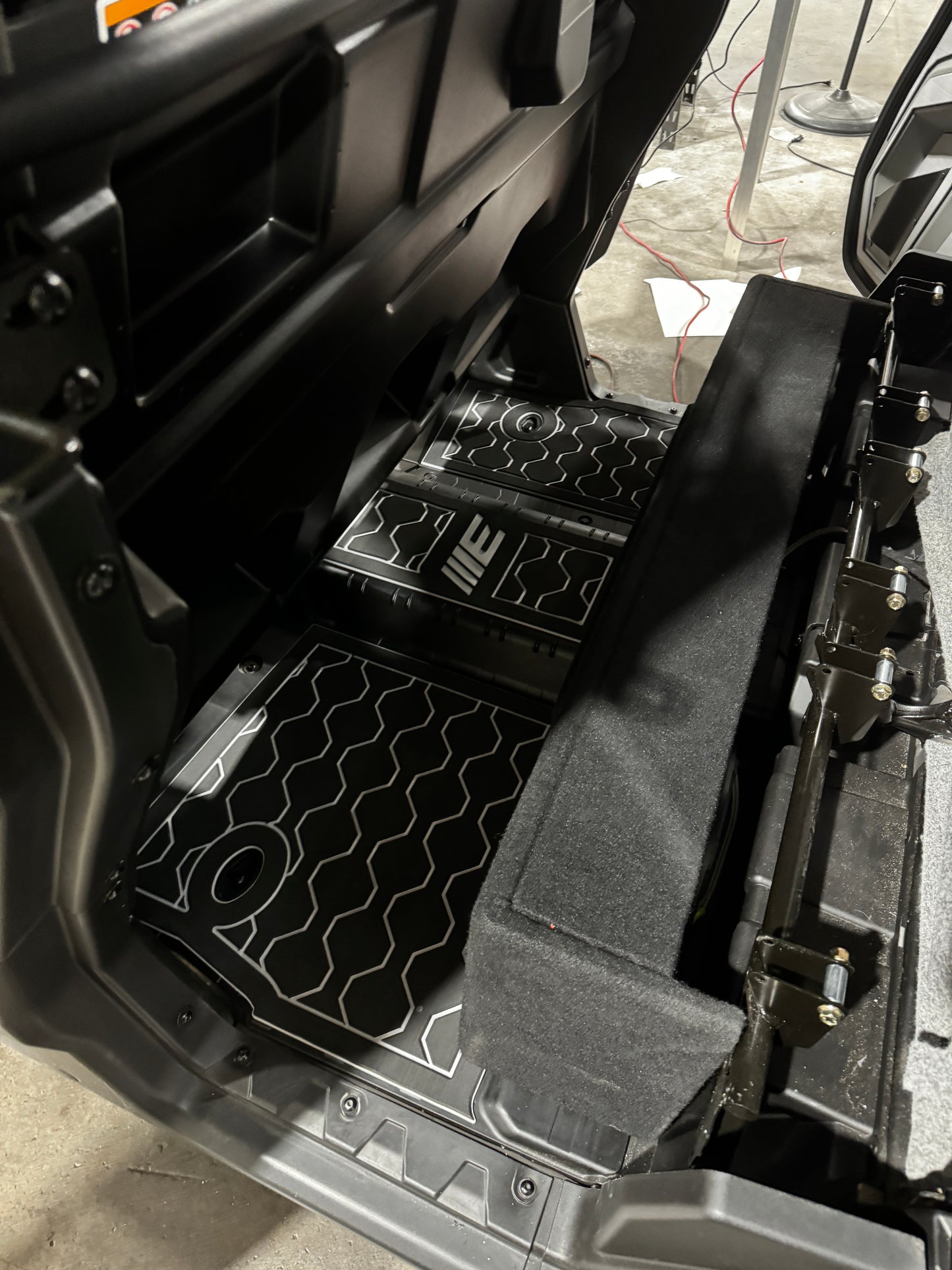 Can Am Defender - Custom Kit Builder